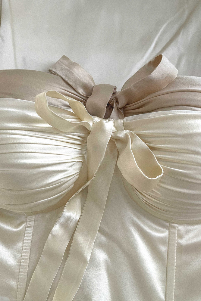 Amira Bustier Vintage Pearl